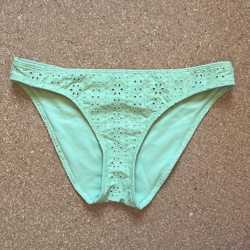 Hollister Swim Low-Rise Flower Patterned Bikini Bottom - Light Green